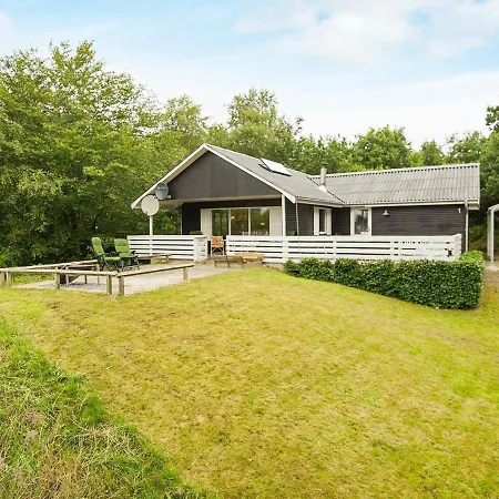 Three-bedroom Holiday In Spottrup 8 * Lihme
